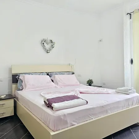 Estia Seaview Apartment *